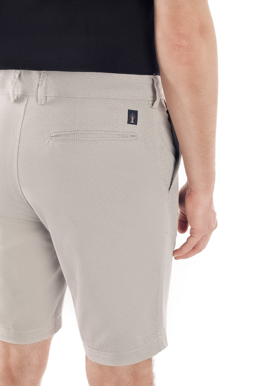Pantaloni scurti crem - cod 21