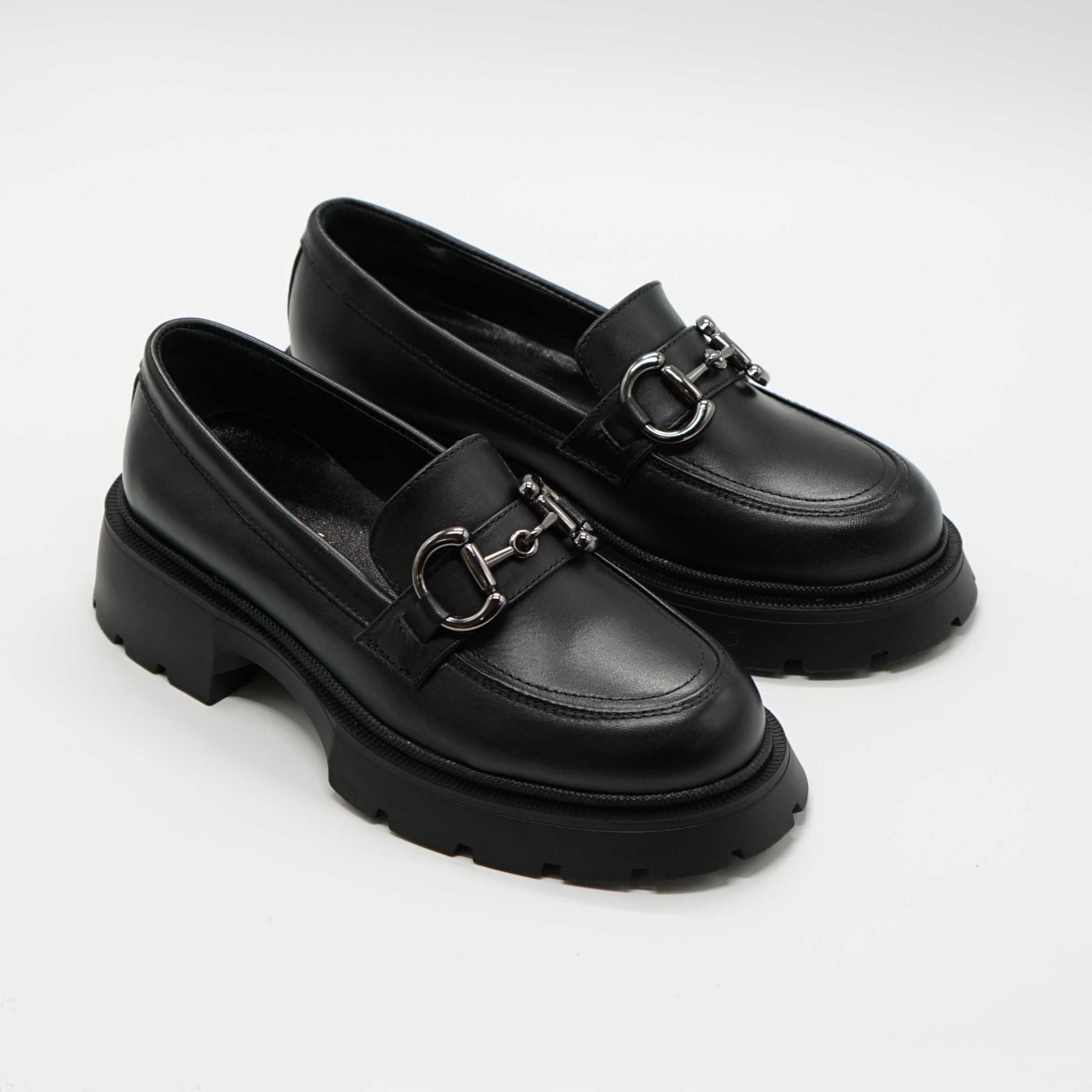 Descoperă Pantofi Dama Eleganți și Comozi pentru Orice Stil - Paul Style