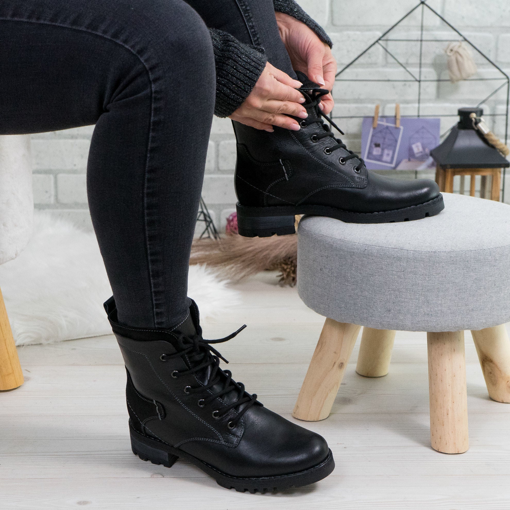 Ghete dama negre, 780, din piele naturala | Paul Style