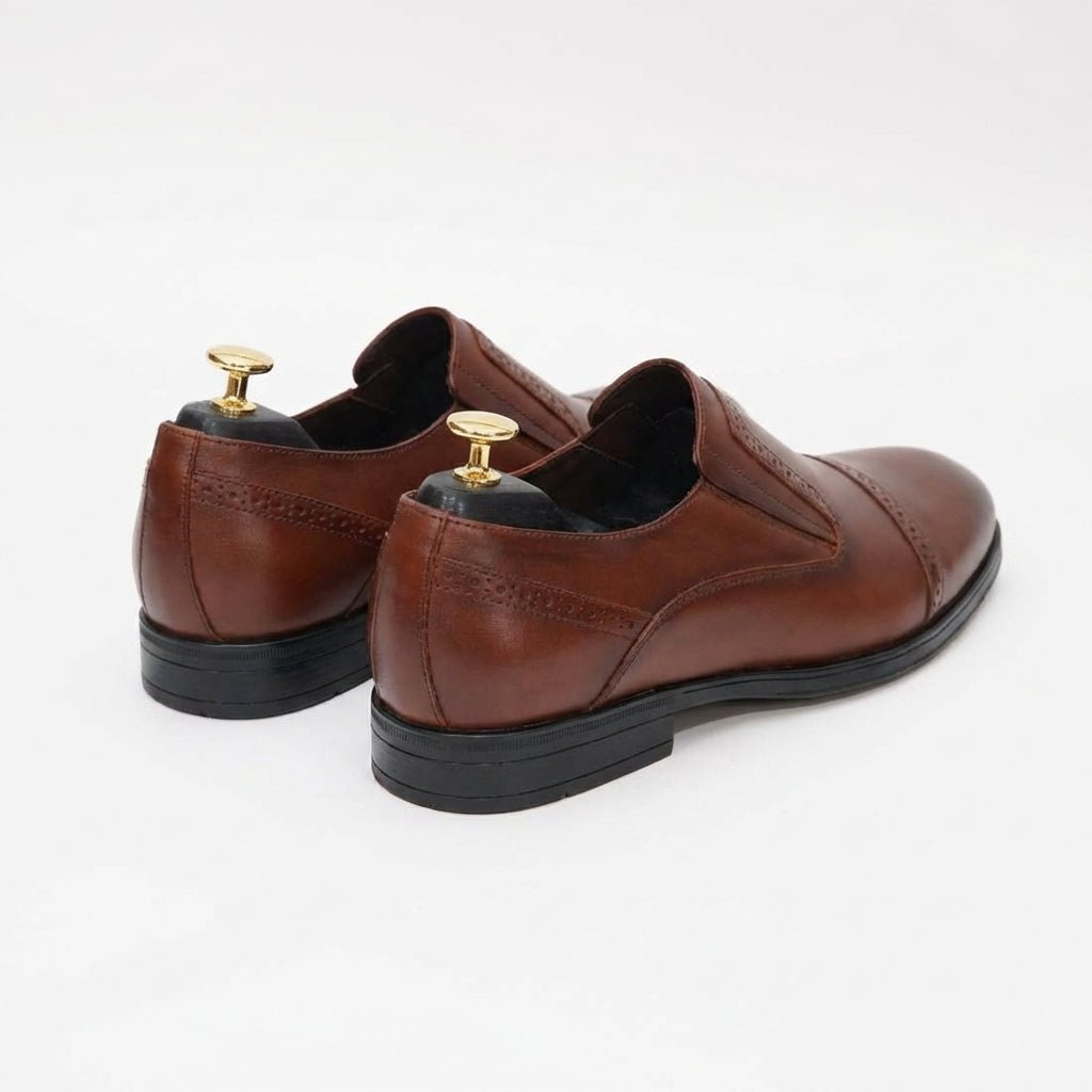 Pantofi eleganti barbati din piele naturală 379 maro - Paul Style