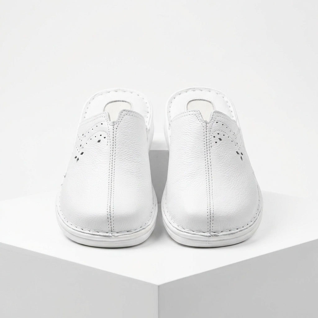 Saboti medicali de dama,alb, A - 01, din piele naturala - Paul Style