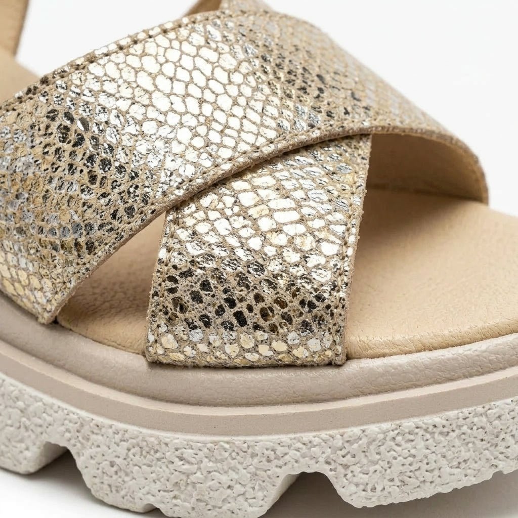 Sandale dama bej-auriu, R-01, din piele naturala - Paul Style